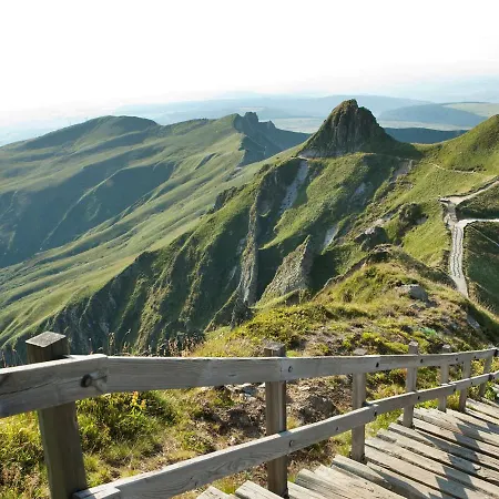 Mont-dore : Duplex 4p Avec Balcon, Garage Et Wi-fi - Fr-1-608-3 *